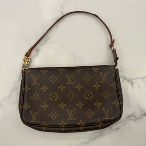Authentic Louis Vuitton Monogram Pochette Accessories
